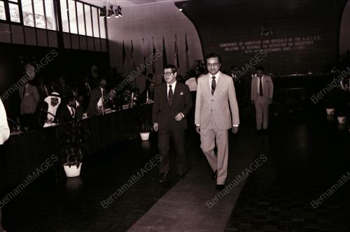 DATUK SERI DR. MAHATHIR BIN MOHAMAD