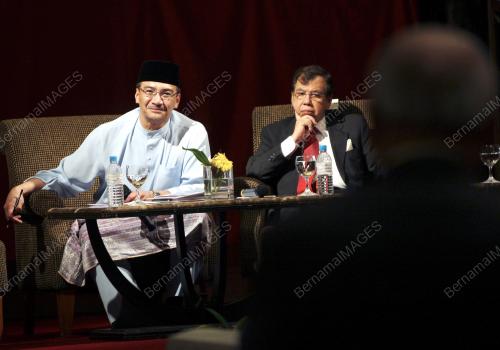 HISHAMUDDIN TUN HUSSEIN