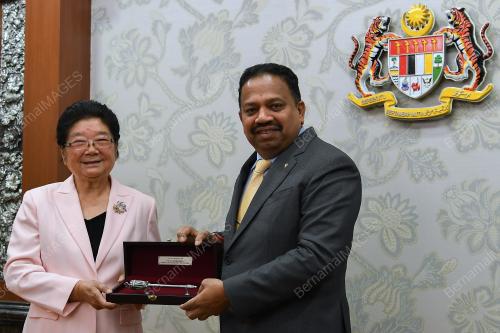 KL11_04122017_VIGNESWARAN_BN201711303069
