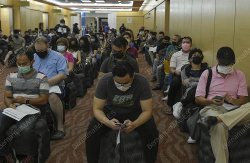 PUSAT PEMBERIAN VAKSIN (PPV) SEMPENA PEMBERIAN VAKSIN COVID-19 ASTRAZENECA KEPADA UMUM