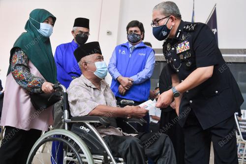 DATUK SERI MAZLAN LAZIM