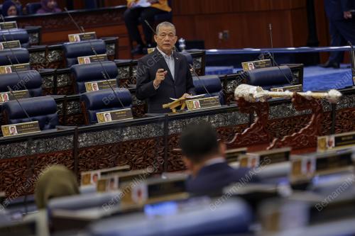 DATUK SERI FADILLAH YUSOF