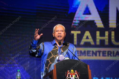 TAN SRI ANNUAR MUSA