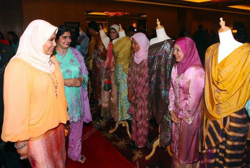 TUANKU NUR ZAHIRAH