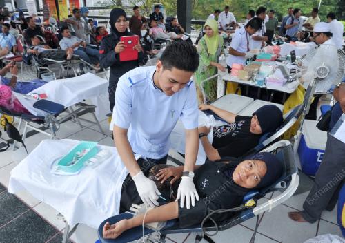 KL11_06042012_DERMA_DARAH