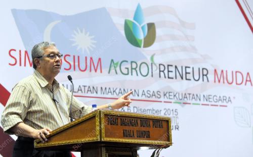 KL11_06122015_UMNO
