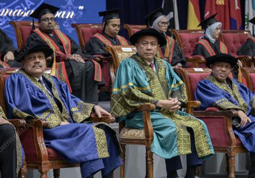 DATUK SERI MOHD KHALID ISMAIL