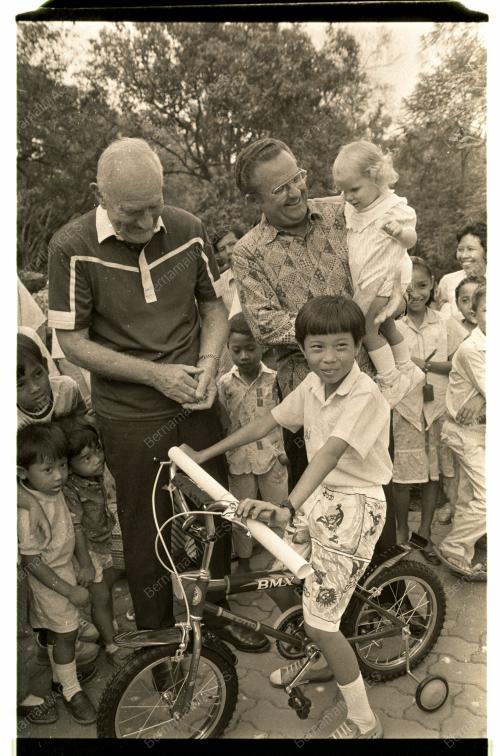KL11_07011990_ESSO