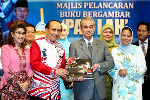 DR RAIS YATIM