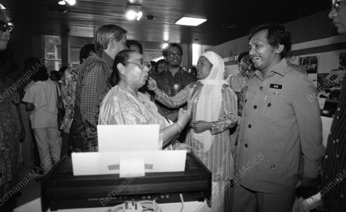 KL11_07042015_PAMERAN