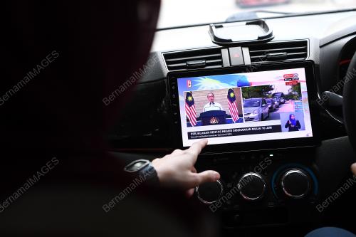 TINJAUAN PERUTUSAN KHAS PERDANA MENTERI