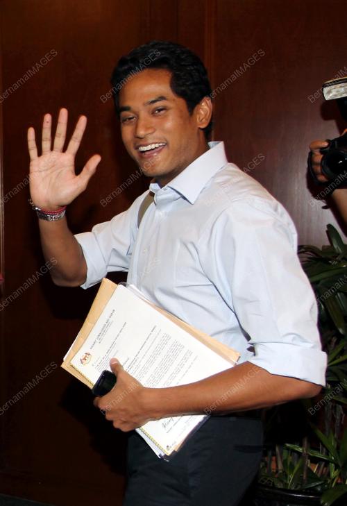 MOHD NAJIB TUN ABDUL RAZAK