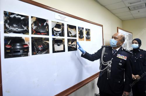 DATUK MOHD KAMARUDIN MD DIN