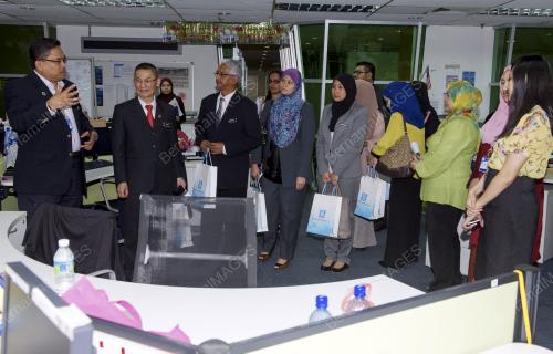 KL11_08032016_LAWATAN