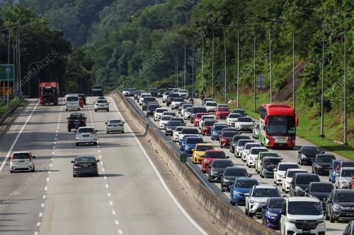 TINJAUAN ALIRAN TRAFIK