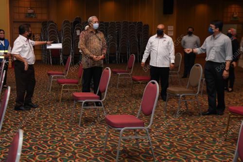 TAN SRI ANNUAR MUSA