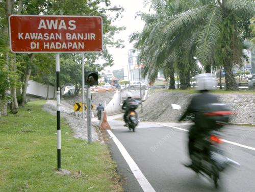 PENUNGGANG MOTOSIKAL