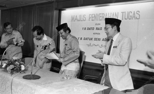 KL11_08092015_RAIS_YATIM