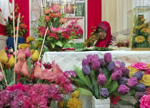 KL11_08122015_UMNO_KRAF