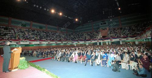 TUN MAHATHIR MOHAMAD