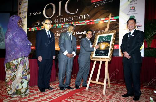 PROF DATUK DR RUJHAN MUSTAFA
