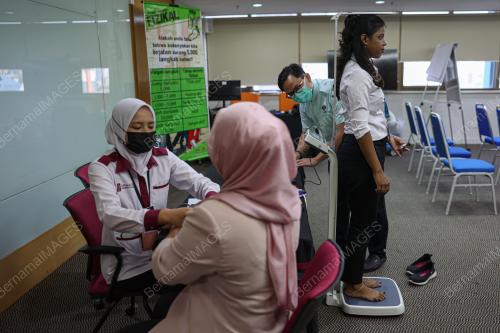 INISIATIF SARINGAN KESIHATAN MENGESAN PENYAKIT KRONIK