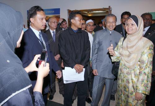 KL11_10022011_TUN_MAHATHIR