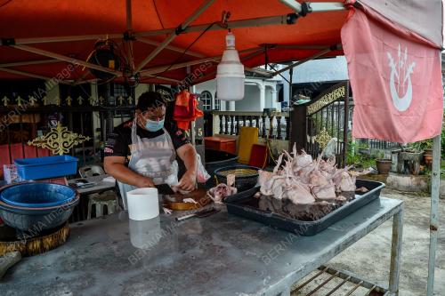 TINJAUAN BEKALAN AYAM MENTAH