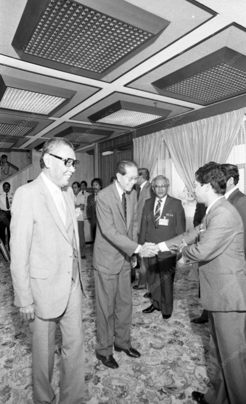 KL11_10032015_PM_KAMPUCHEA