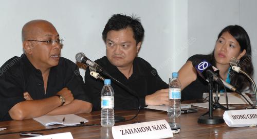 FORUM KEBEBASAN AKHBAR