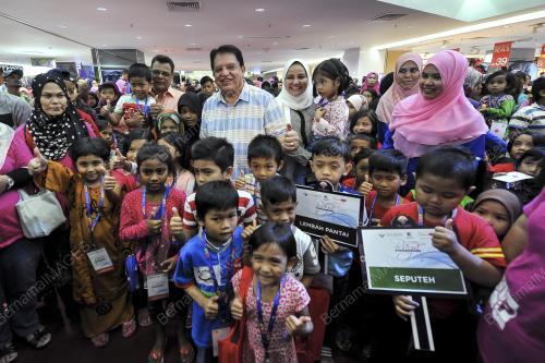 KL11_10062017_JOM_RAYA_BN201705244978
