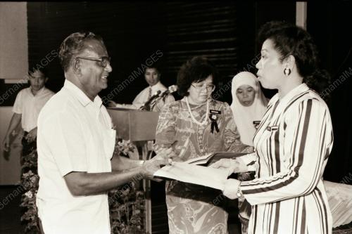 DATO' NAPSIAH OMAR