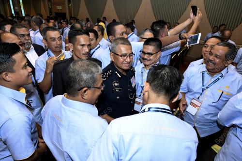 KL11_10072018_POLIS