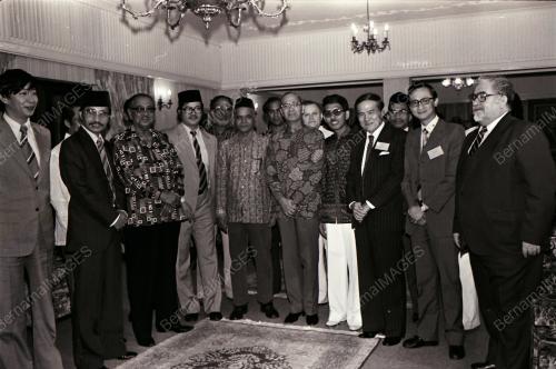 DATUK SERI HUSSEIN ONN