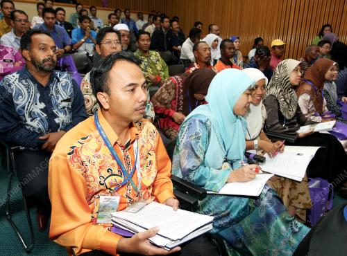 PESERTA SEMINAR