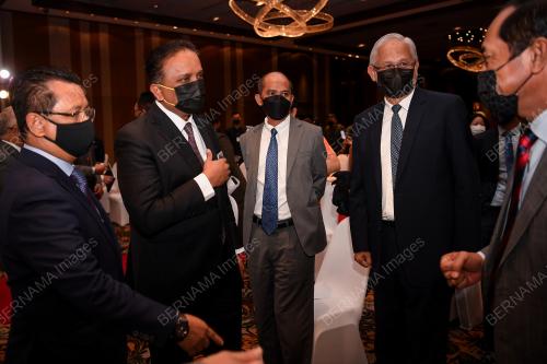 DATUK SERI REEZAL MERICAN NAINA MERICAN
