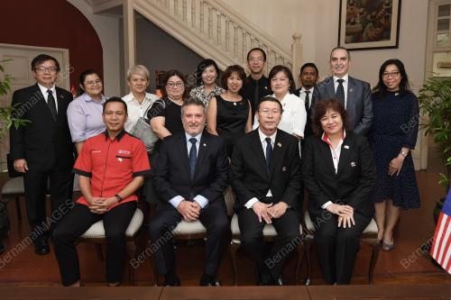 KL11_11042019_MOU_BN201904055744