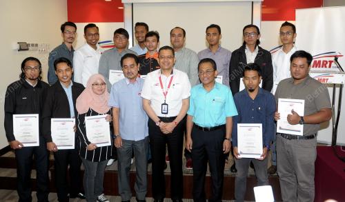 KL11_11052016_MRT02