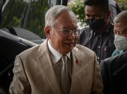 DATUK SERI NAJIB TUN RAZAK