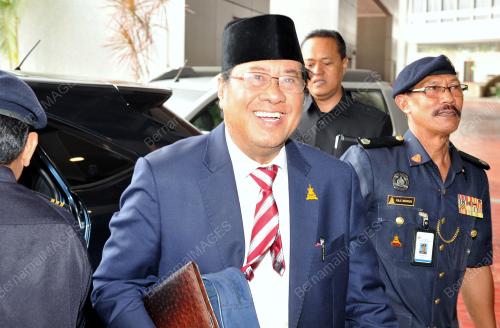 KL11_11082014_SELANGOR