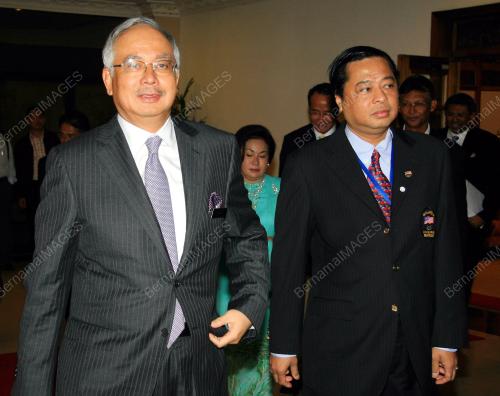 MOHD NAJIB TUN ABDUL RAZAK