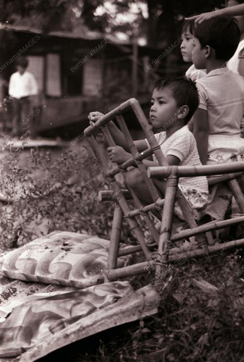 KEBAKARAN DI KAMPUNG DELIMA