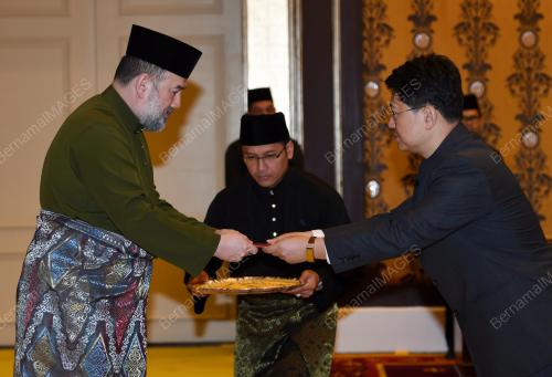 KL11_12022018_AGONG
