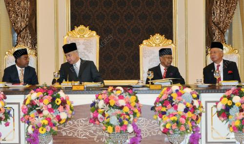 KL11_12032015_AGONG
