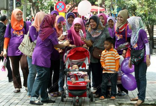 KL11_12052013_HARI_IBU