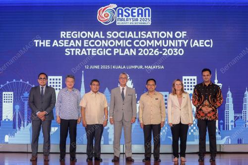 KL11_12062025_ASEAN_MITI