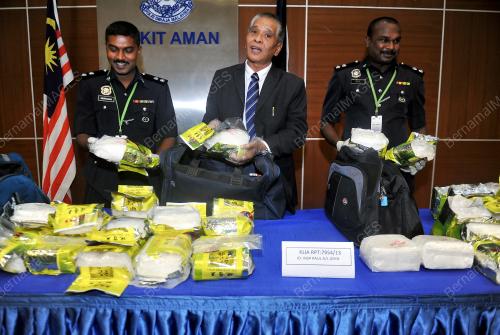 KL11_12072013_DADAH3