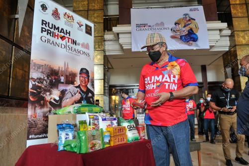 TAN SRI ANNUAR MUSA