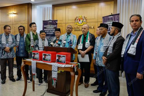 DATUK SERI DR ZAMBRY ABD KADIR