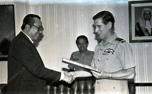 KL11_130390_MINDEF